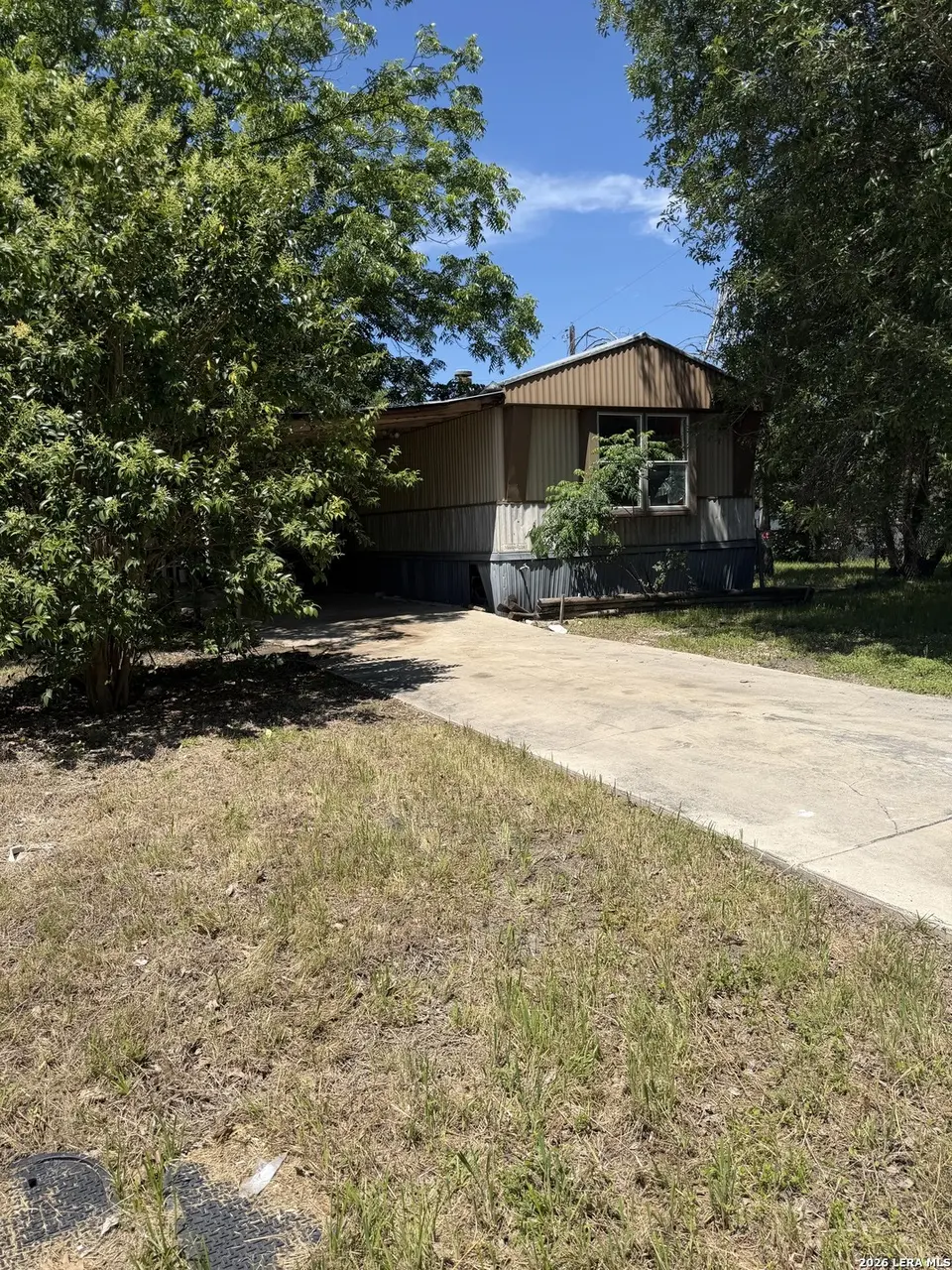 1512 Wisteria Ln