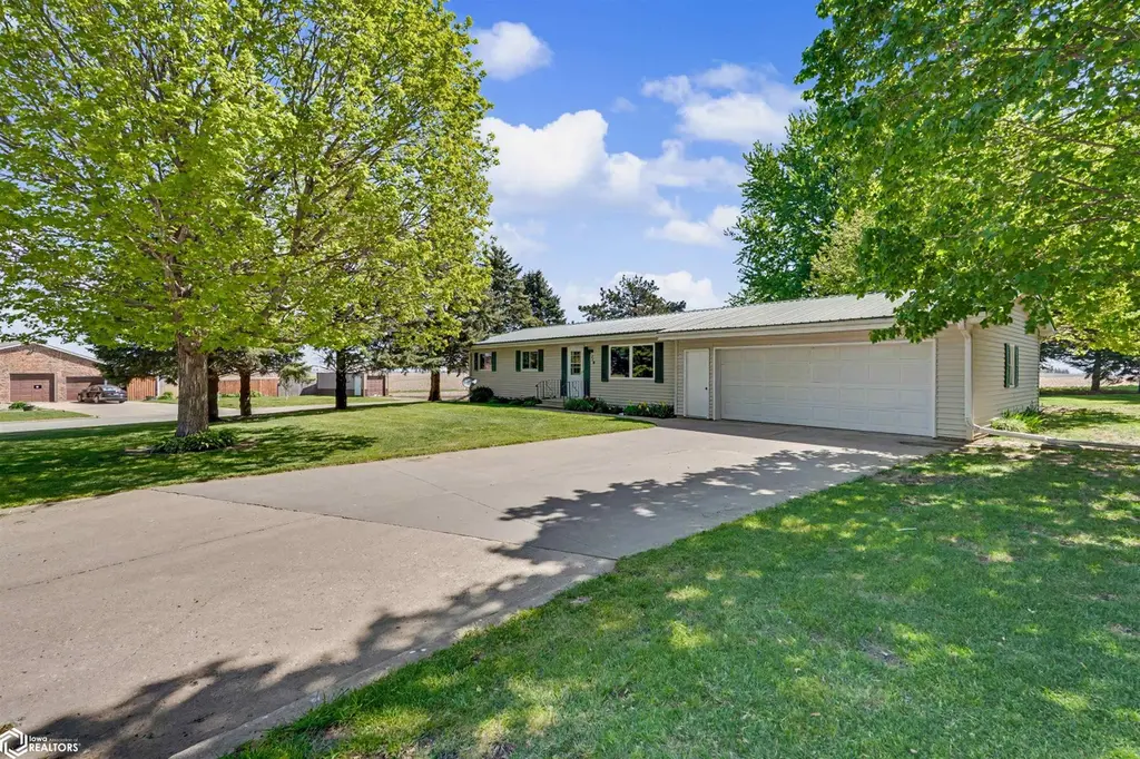 110 Sunrise Dr