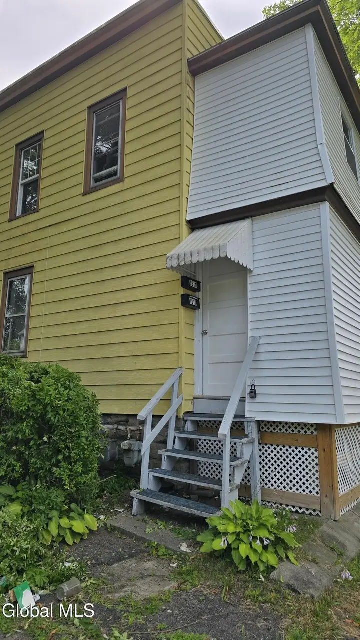 1617 Fourth Ave