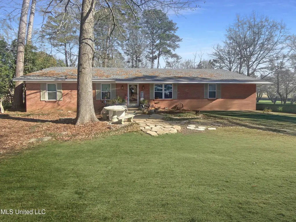 104 City Limits Rd