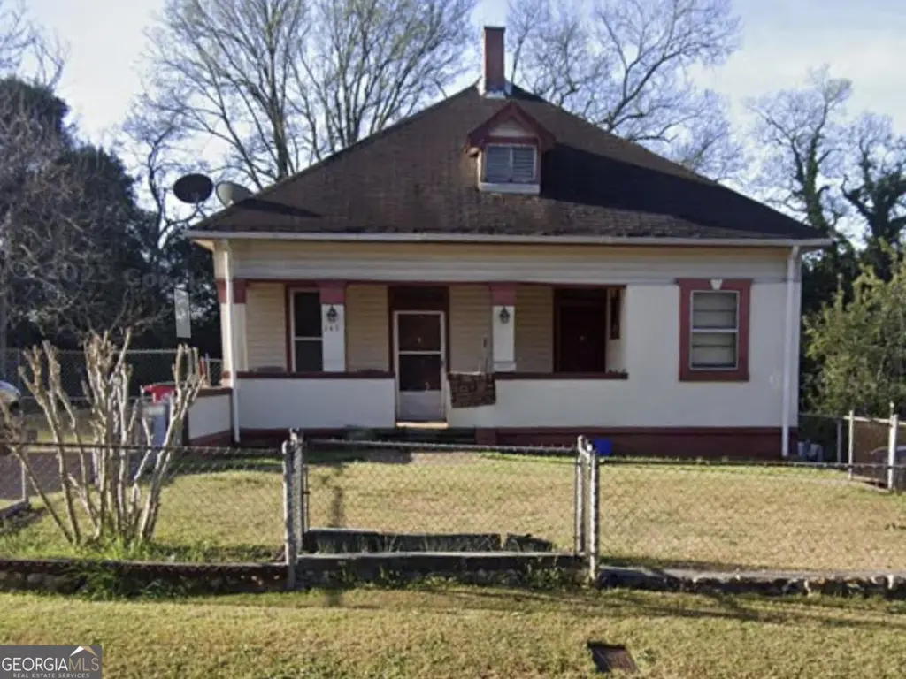 347 Woolfolk St