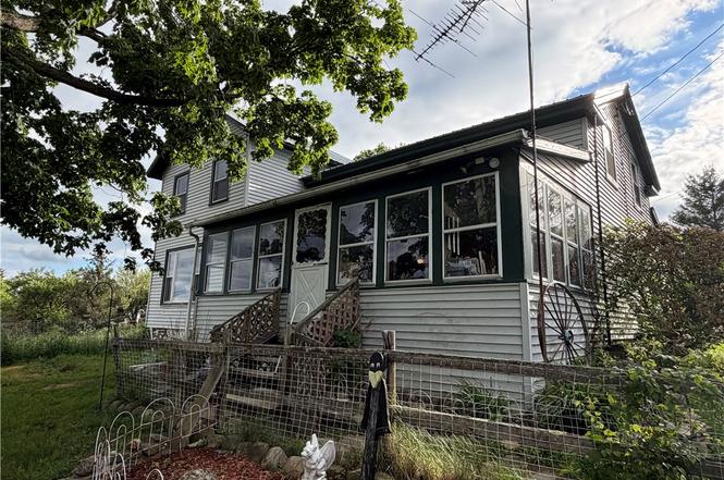 1211 Demunn Rd