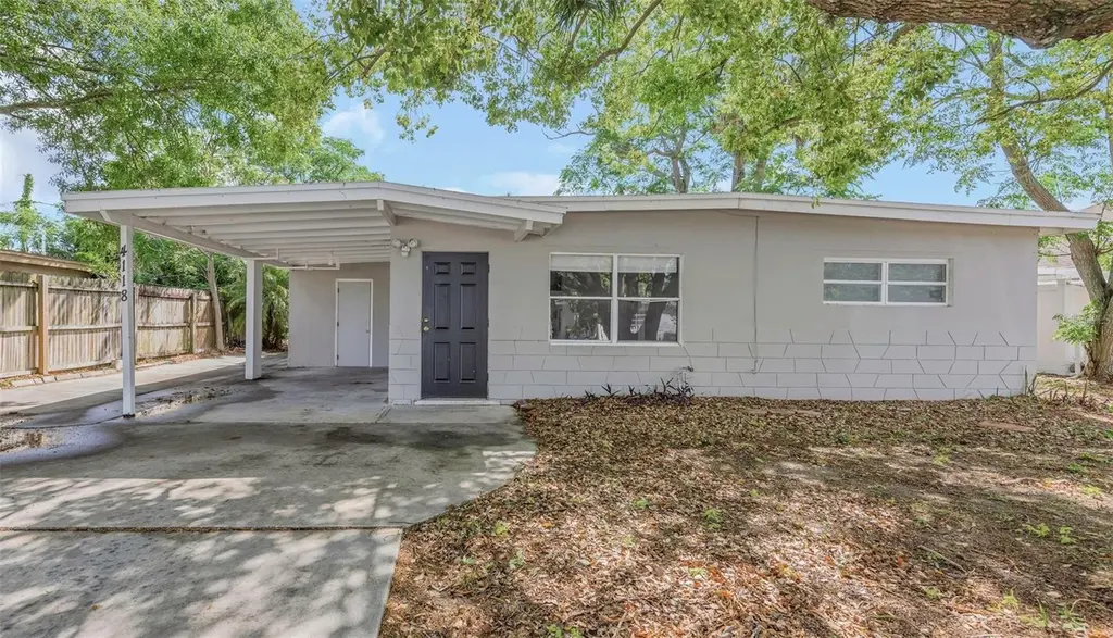 4118 Flamingo Dr