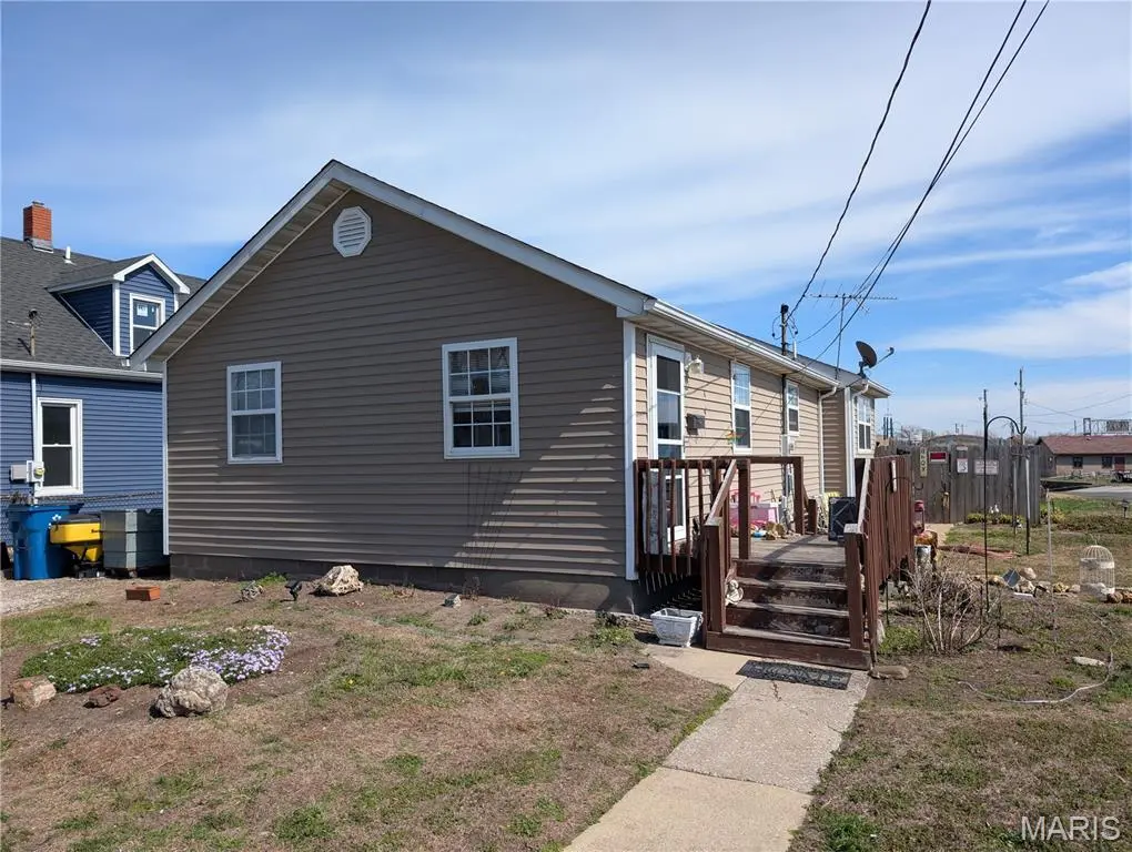 112 Virginia St