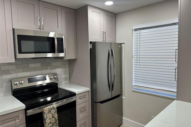 2635 NW 104th Ave #403