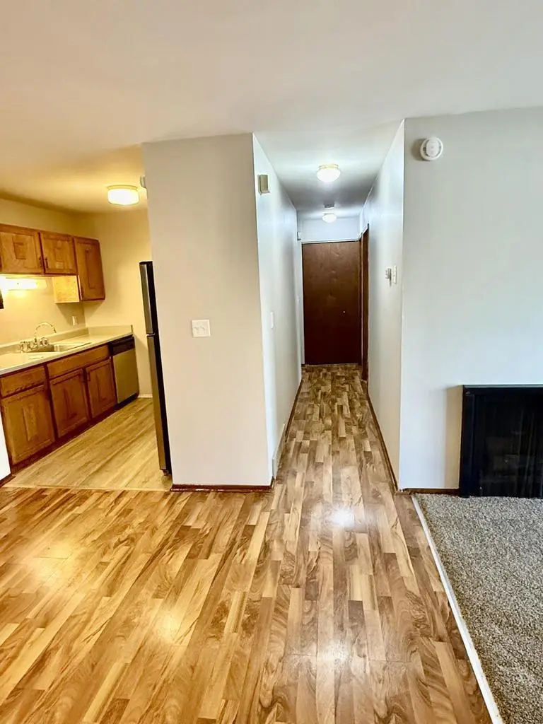 7711 N 60th St Unit 101A