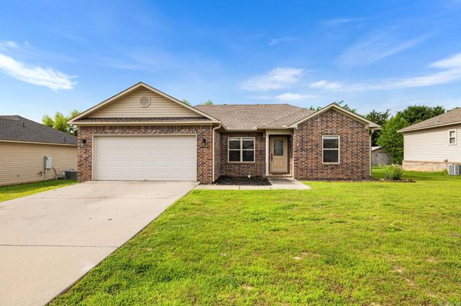 27 Mill Creek Dr
