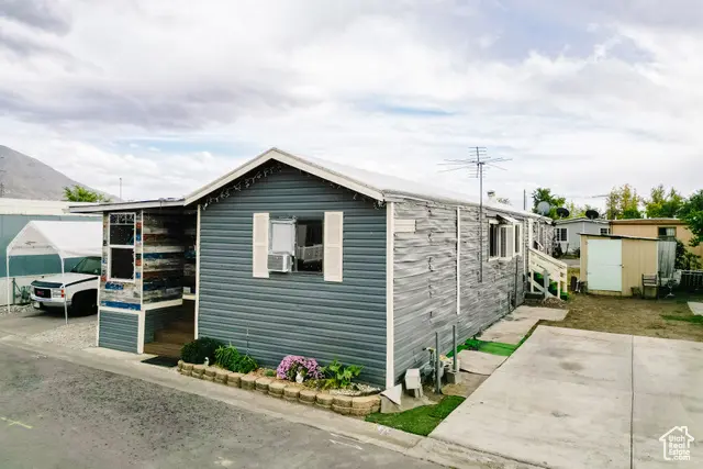 255 N 1600 W #52