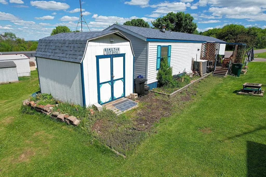 904 Moore Lot 469 St #469