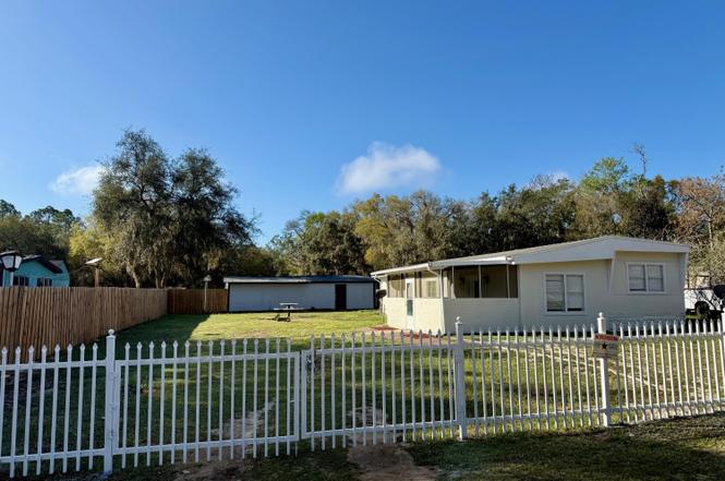 109 Martindale Ave