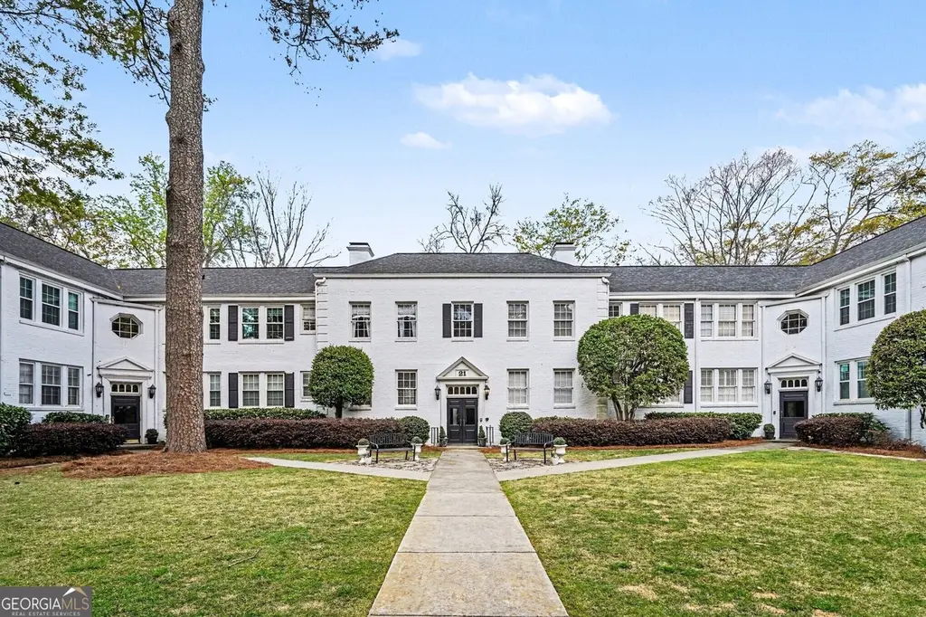 21 Peachtree Memorial Dr NW Unit 8A
