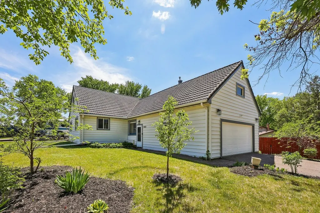 13681 Bass Lake Rd