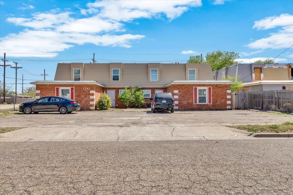 1341 65th Dr