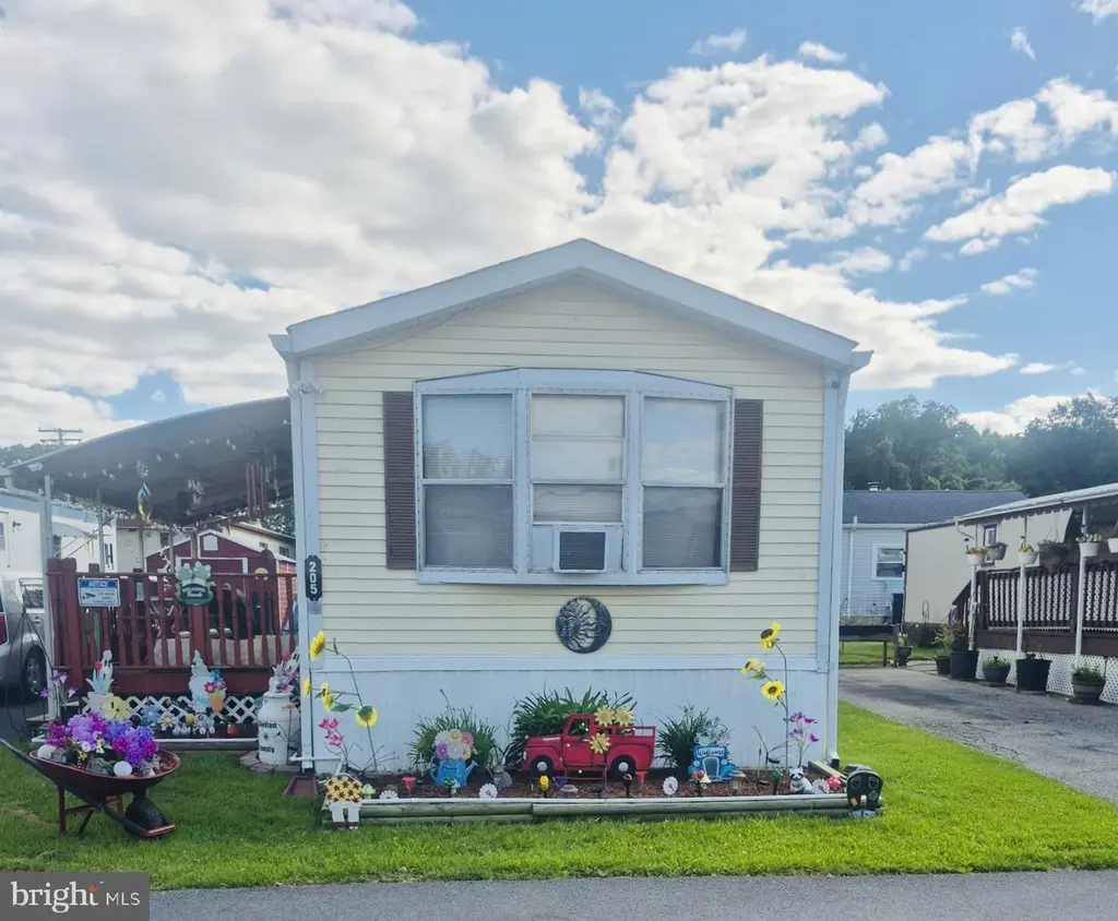 205 Robwood Rd