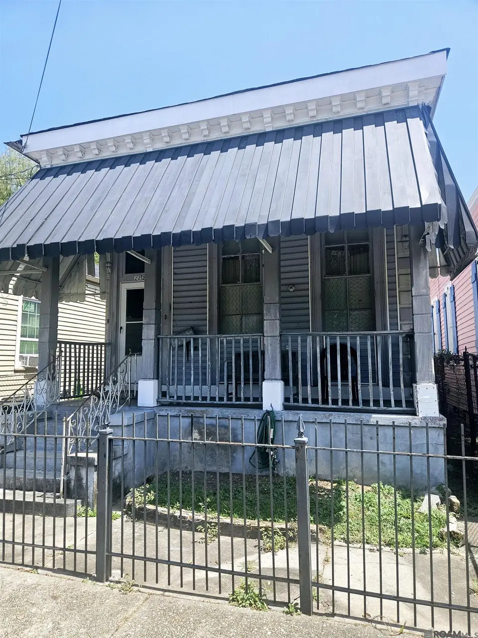 2223 Josephine St