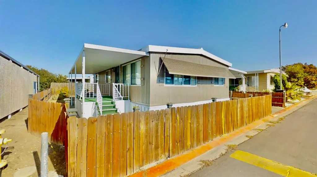 6915 Sundown Dr