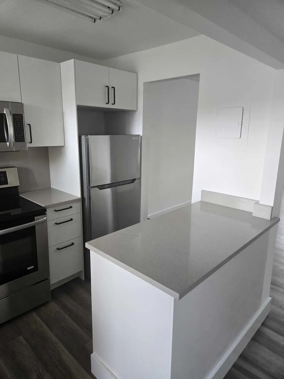 8305 Sunrise Lakes Blvd #202