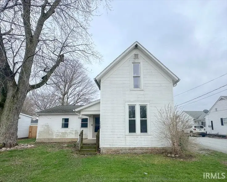 7589 W 220 South