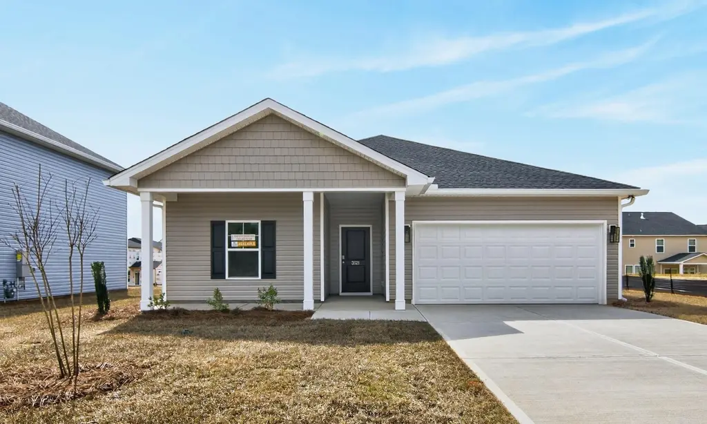 3521 NW Tanbark Oak Ln