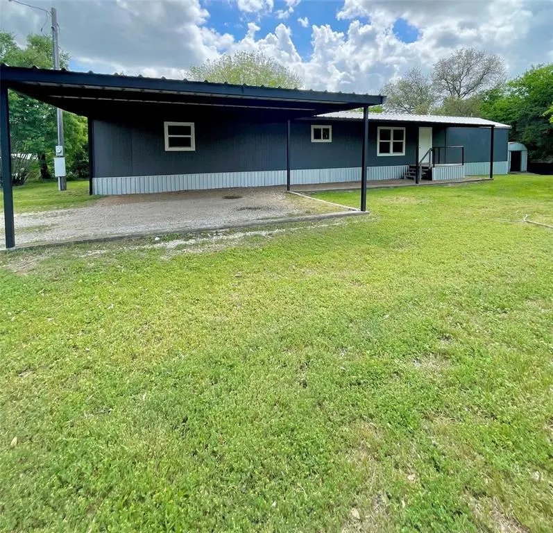433 Capricorn Dr
