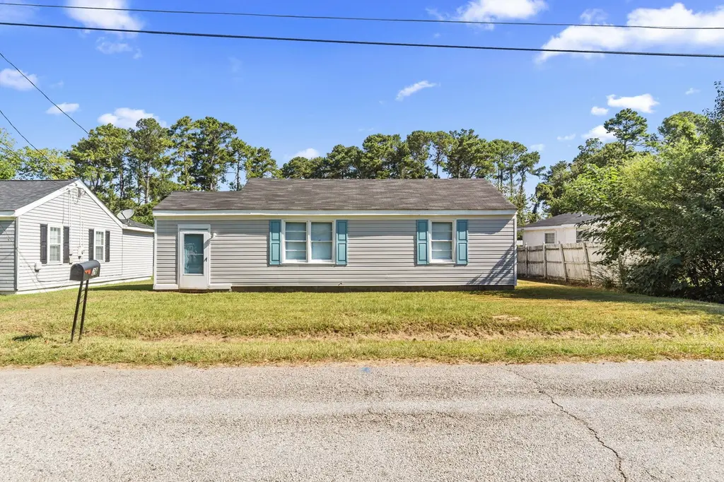 526 Rachael St