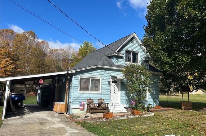103 Erie St