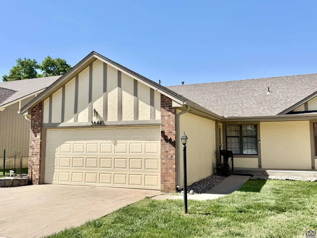 5644 SW Barrington Ct Ct N