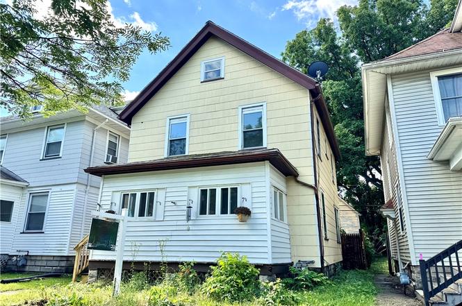 471 Melville St