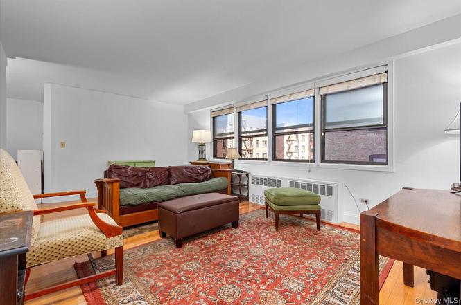 579 West 215 St Unit 2F