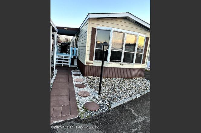 2701 Goethals Rd N Unit F10