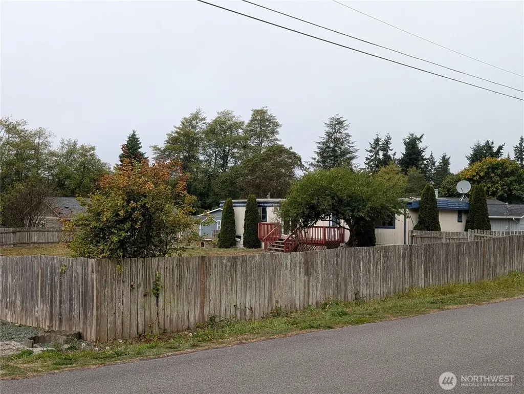 4357 Hunter Ln
