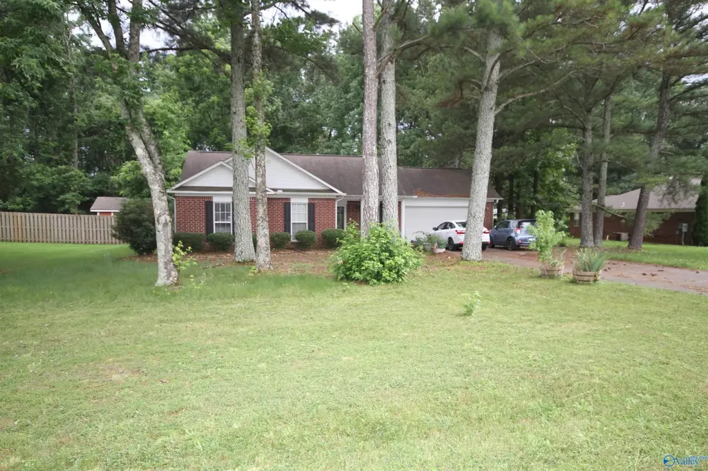 112 Silver Poplar Pl