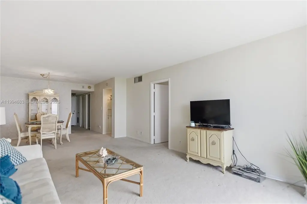 555 NW 4th Ave #4190