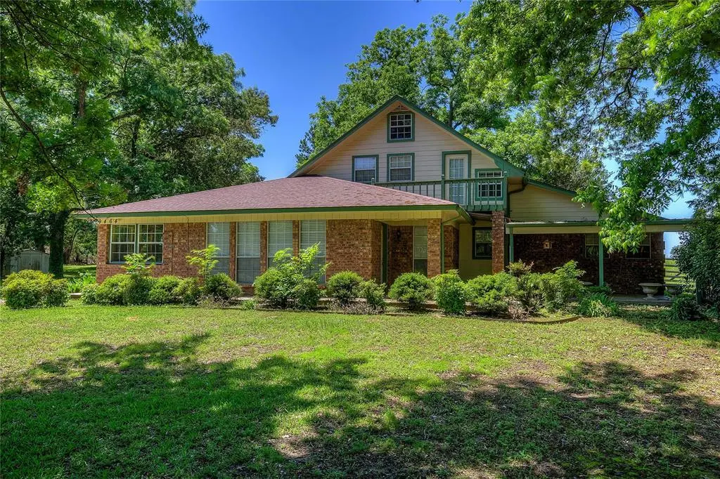 9464 Farm Road 269 S