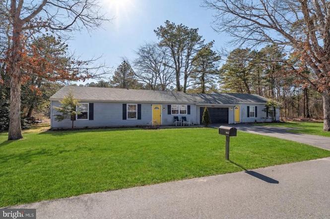 6378 Monmouth Dr