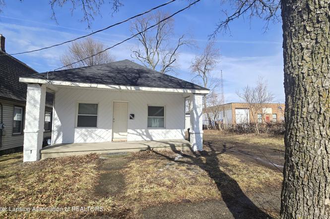 1107 May St