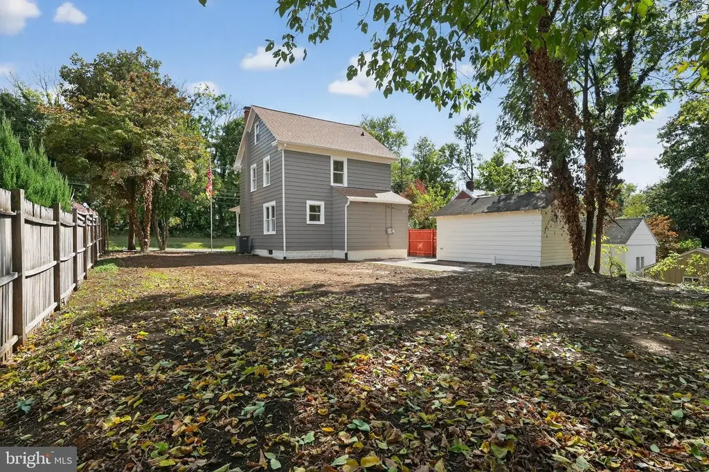 10612 Honeyfield Rd