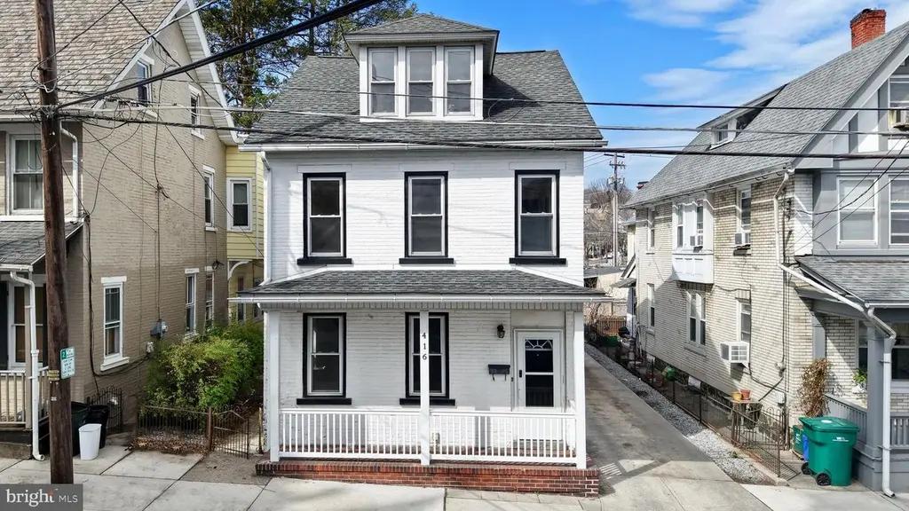 416 Carlton Ave