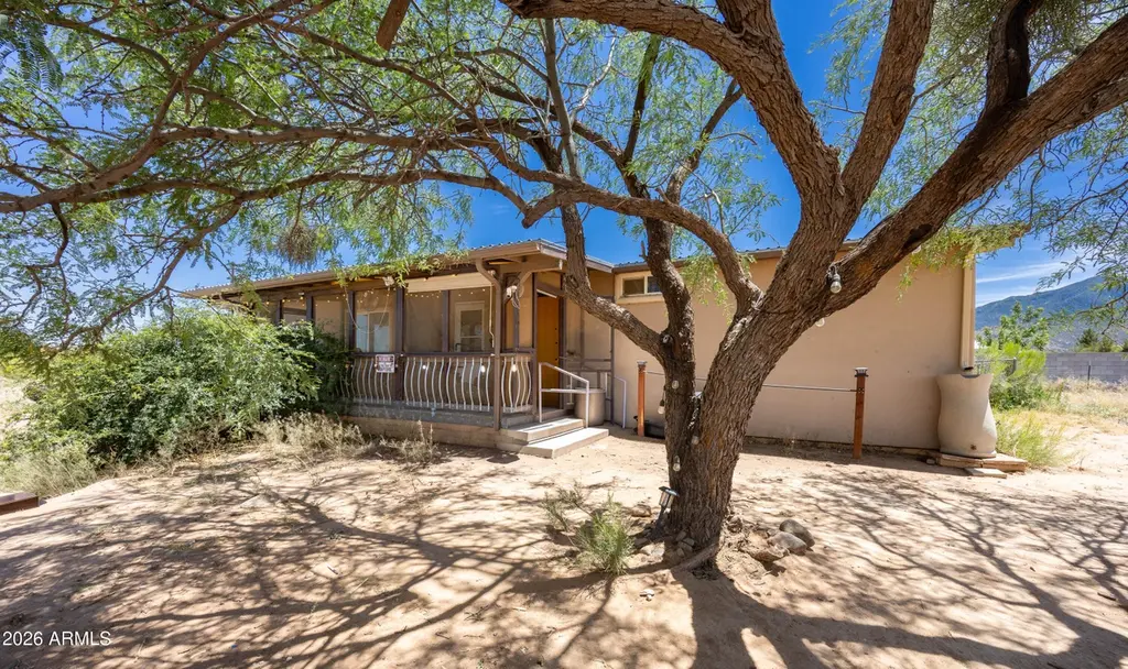 4612 E Camino Segundo --