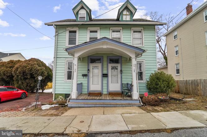 127 Schooley St