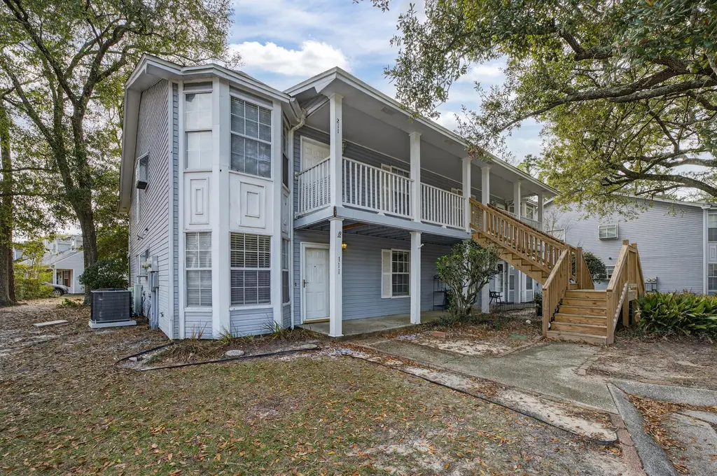 2813 Langley Ave Unit F111