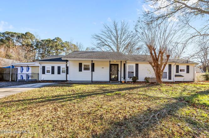 1004 Springdale Dr