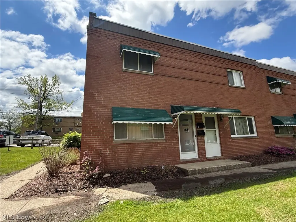 215 Dalepark Dr #1