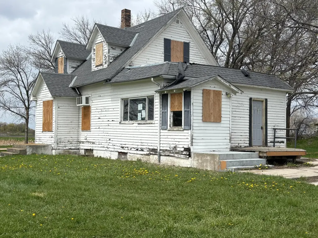 420 Depue St