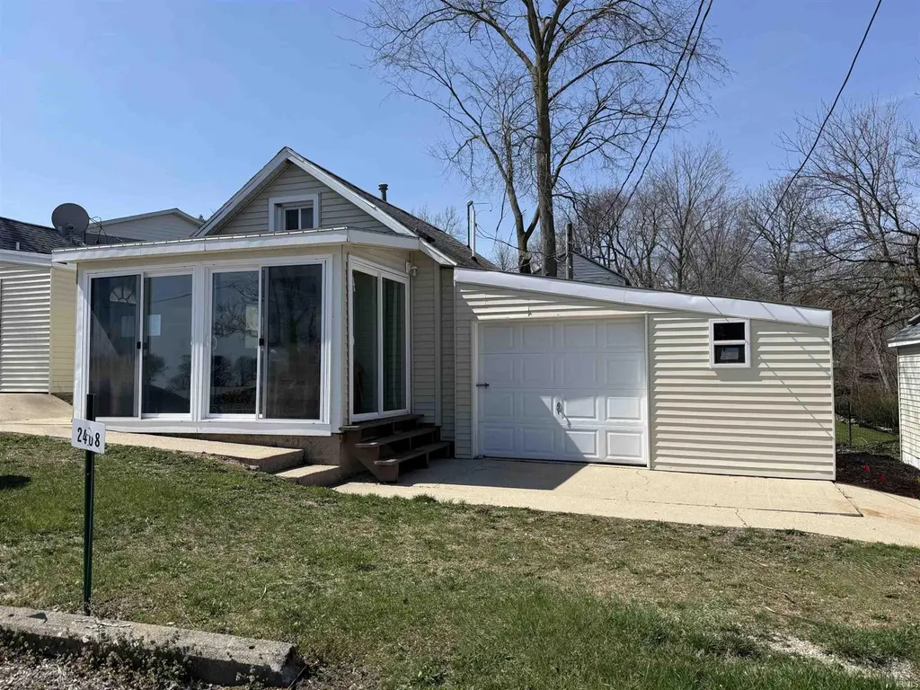 2408 N West Shafer Dr