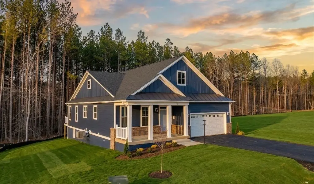 33 Whisperwood Ct