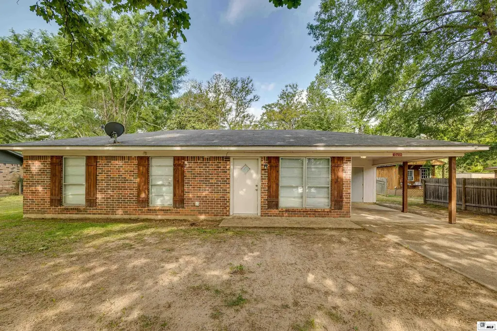 10659 Oak Dr