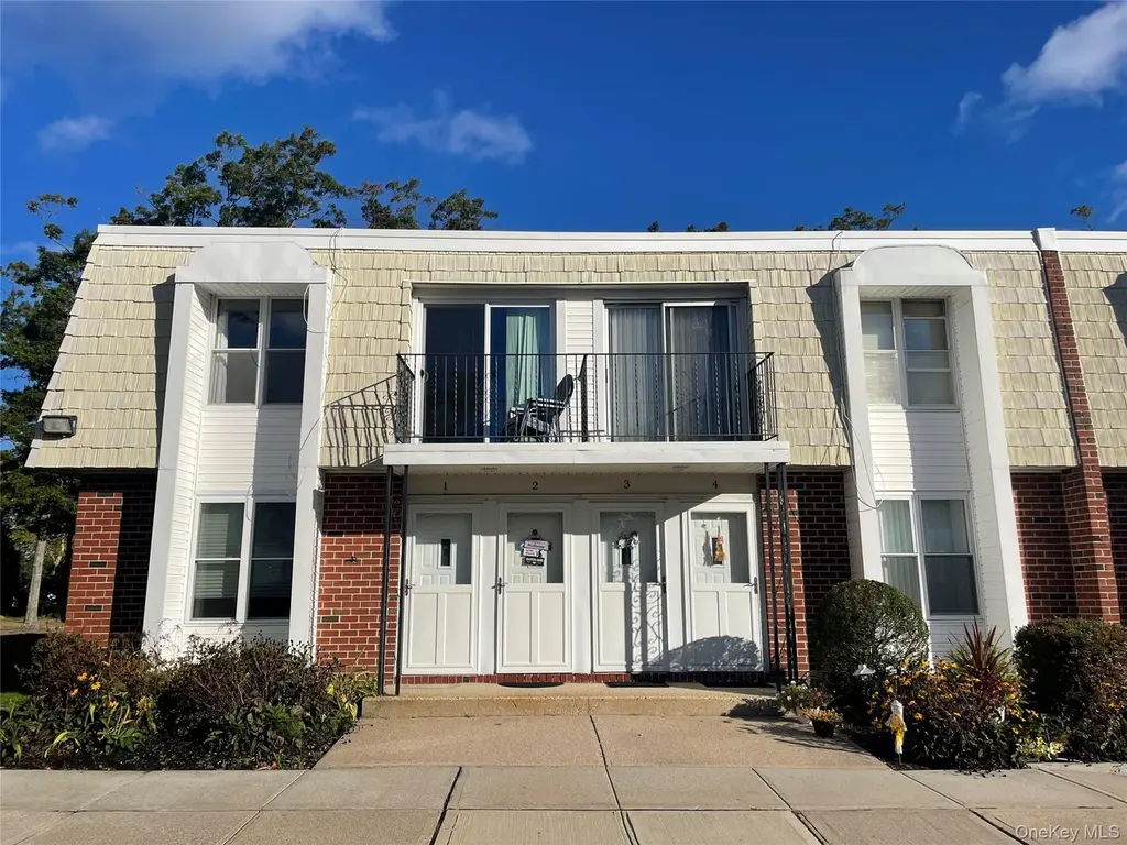 51 Rocky Point Yaphank Rd #2