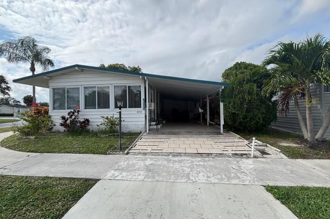 6503 NW 34th Ave