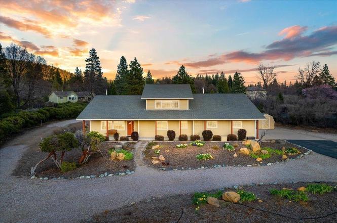 332 Alpine Dr